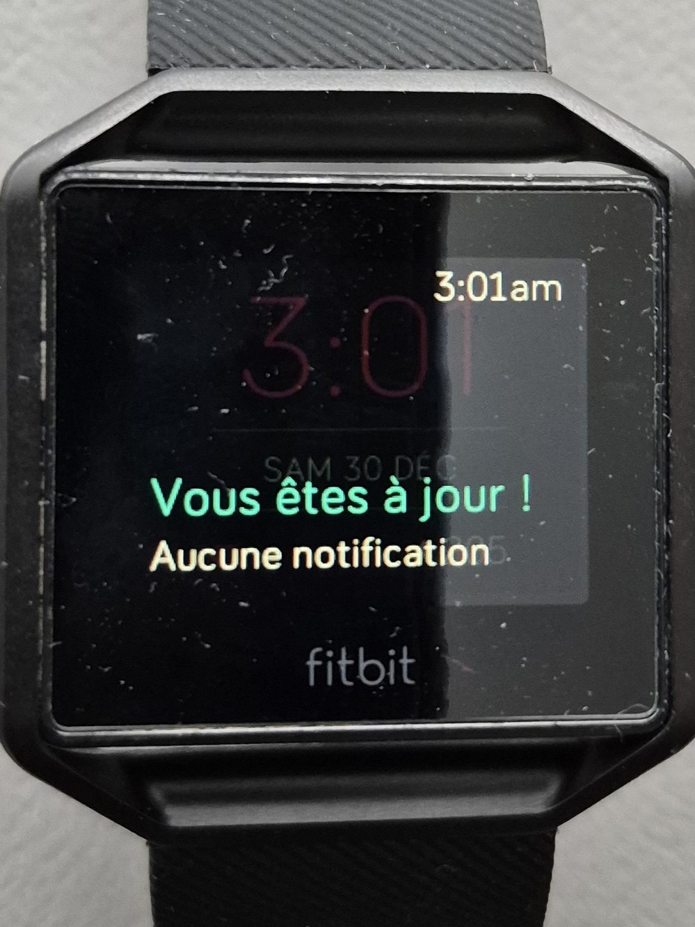 fitbit Smartwatch in Black with Black Band